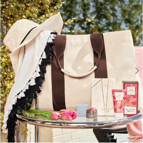 NIP! La Plage Tote (Limited Edition) by Le Bar Marché x Curateur - Picture 6 of 11
